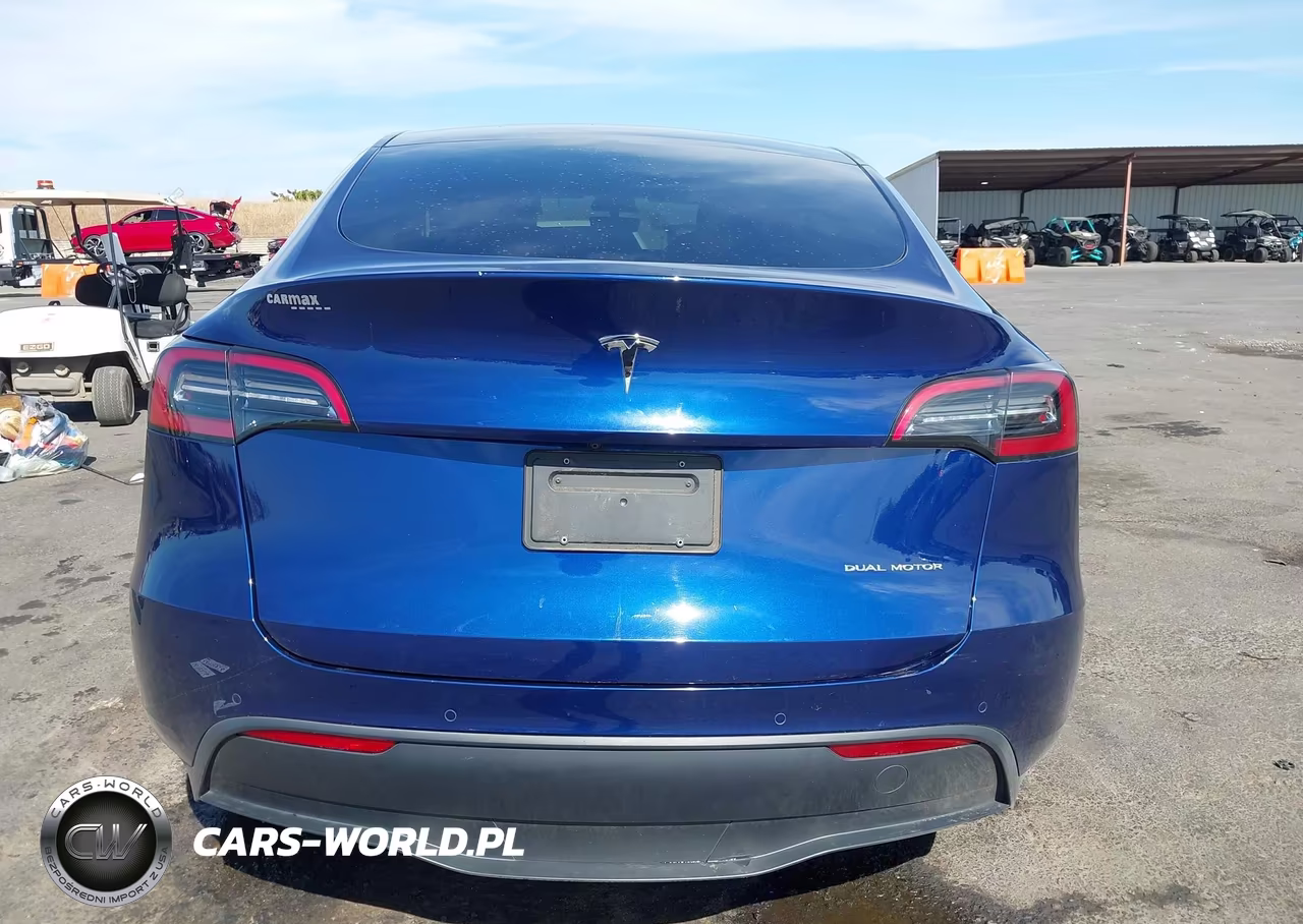 2022 Tesla Model Y Long Range Dual Motor All-Wheel Drive VIN:7SAYGAEE7NF337012 - 14