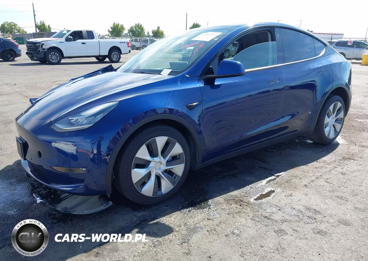 2022 Tesla Model Y Long Range Dual Motor All-Wheel Drive VIN:7SAYGAEE7NF337012 - 2