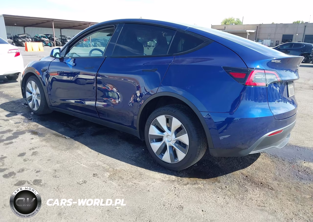 2022 Tesla Model Y Long Range Dual Motor All-Wheel Drive VIN:7SAYGAEE7NF337012 - 3