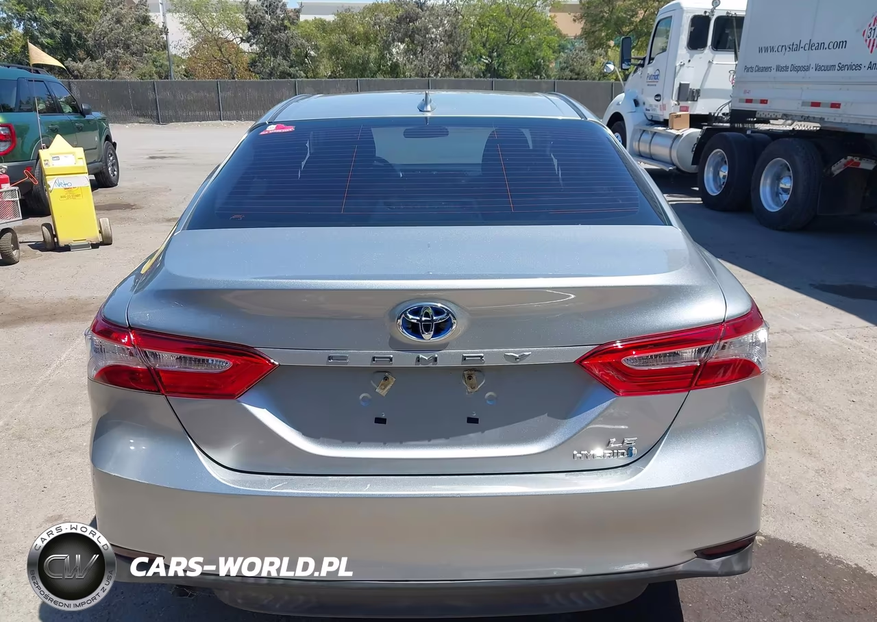 2020 Toyota Camry Le Hybrid VIN:4T1C31AK2LU529887 - 17