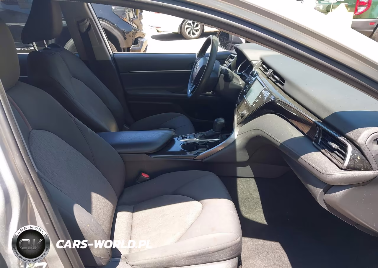2020 Toyota Camry Le Hybrid VIN:4T1C31AK2LU529887 - 5