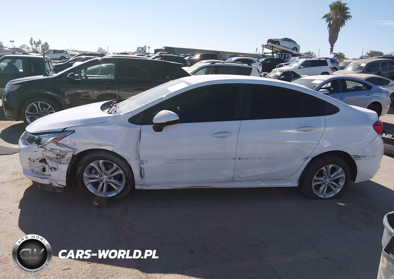 2019 Chevrolet Cruze Ls VIN:1G1BC5SM9K7140001 - 14