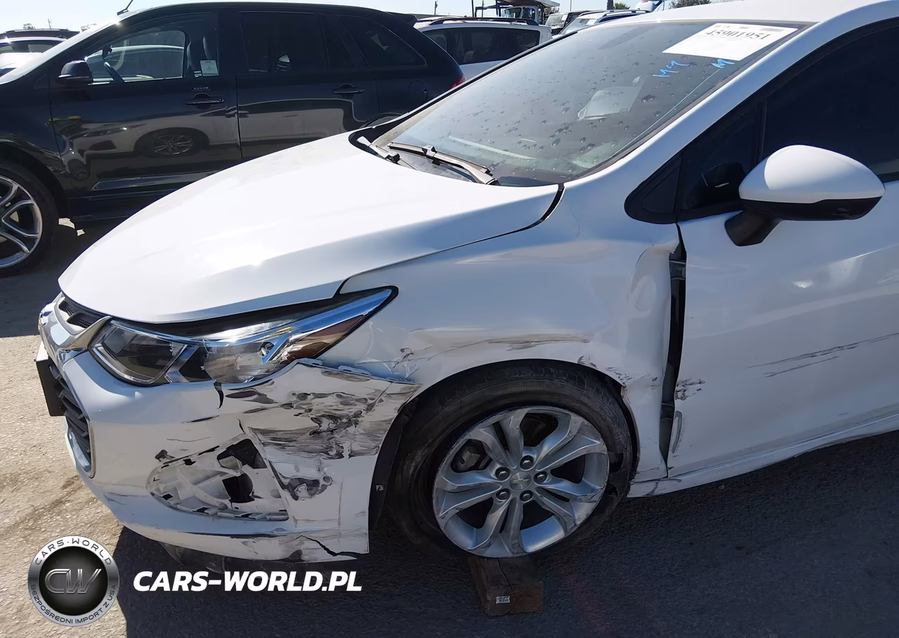 2019 Chevrolet Cruze Ls VIN:1G1BC5SM9K7140001 - 6