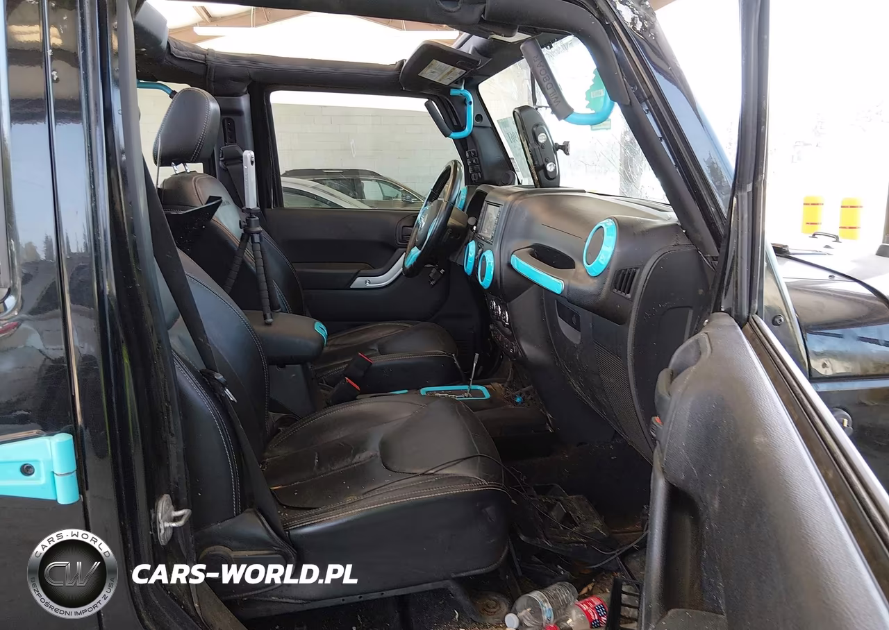 2013 Jeep Wrangler Unlimited Rubicon VIN:1C4HJWFG7DL662086 - 5