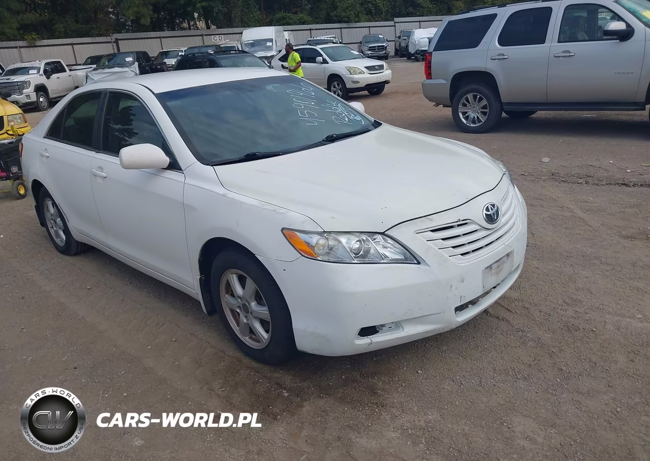 2007 Toyota Camry Le – zdjęcie 1 z 11