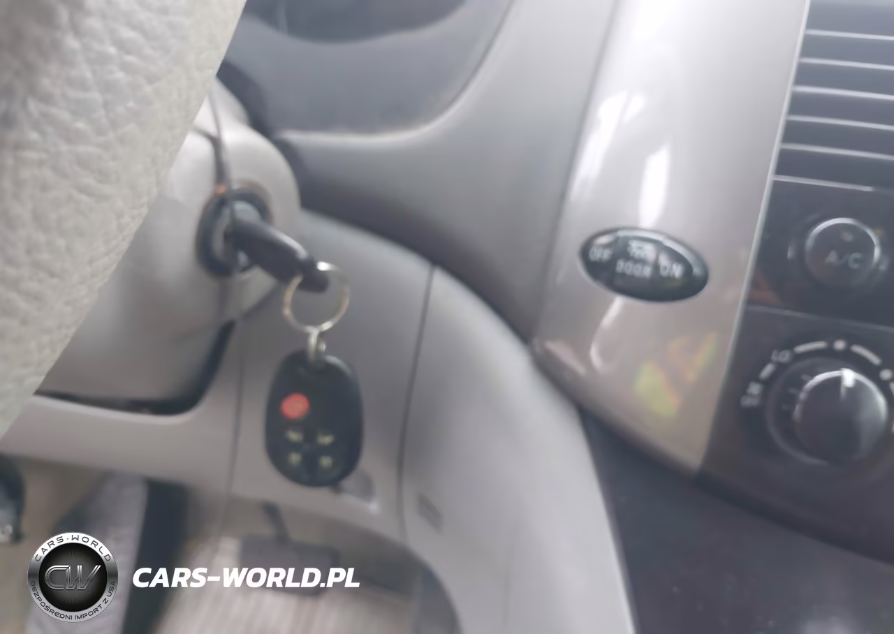 2009 Toyota Sienna Le VIN:5TDBK23C89S023539 - 11