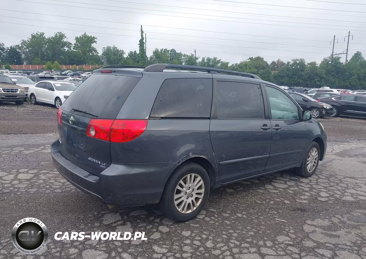 2009 Toyota Sienna Le VIN:5TDBK23C89S023539 - 4