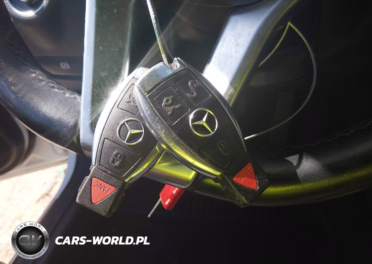 2014 Mercedes-Benz E 350 VIN:WDDHF5KB8EA972319 - 11