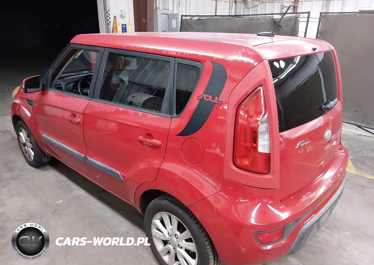 2013 Kia Soul + VIN:KNDJT2A60D7553805 - 3