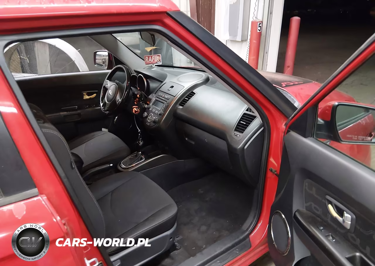 2013 Kia Soul + VIN:KNDJT2A60D7553805 - 5