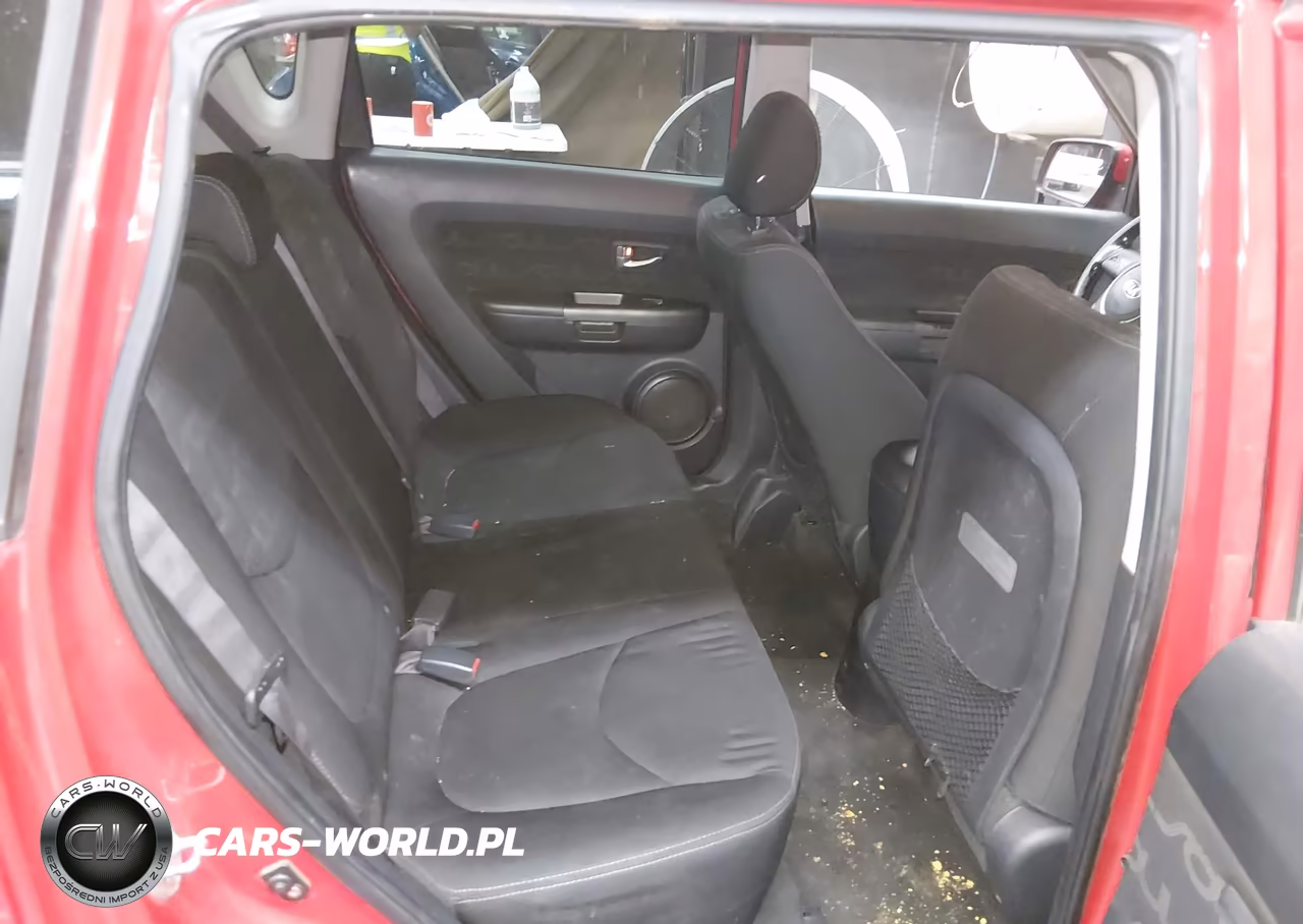 2013 Kia Soul + VIN:KNDJT2A60D7553805 - 8