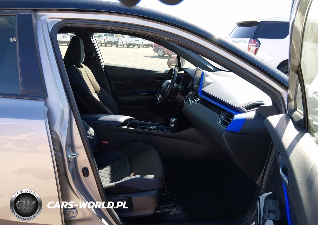 2020 Toyota C-Hr Xle VIN:JTNKHMBX1L1083452 - 5