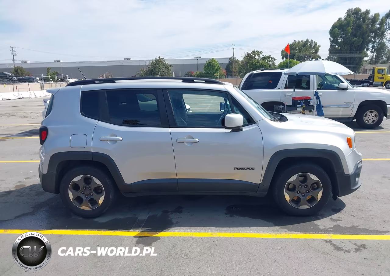 2016 Jeep Renegade Latitude VIN:ZACCJABW7GPC52737 - 13