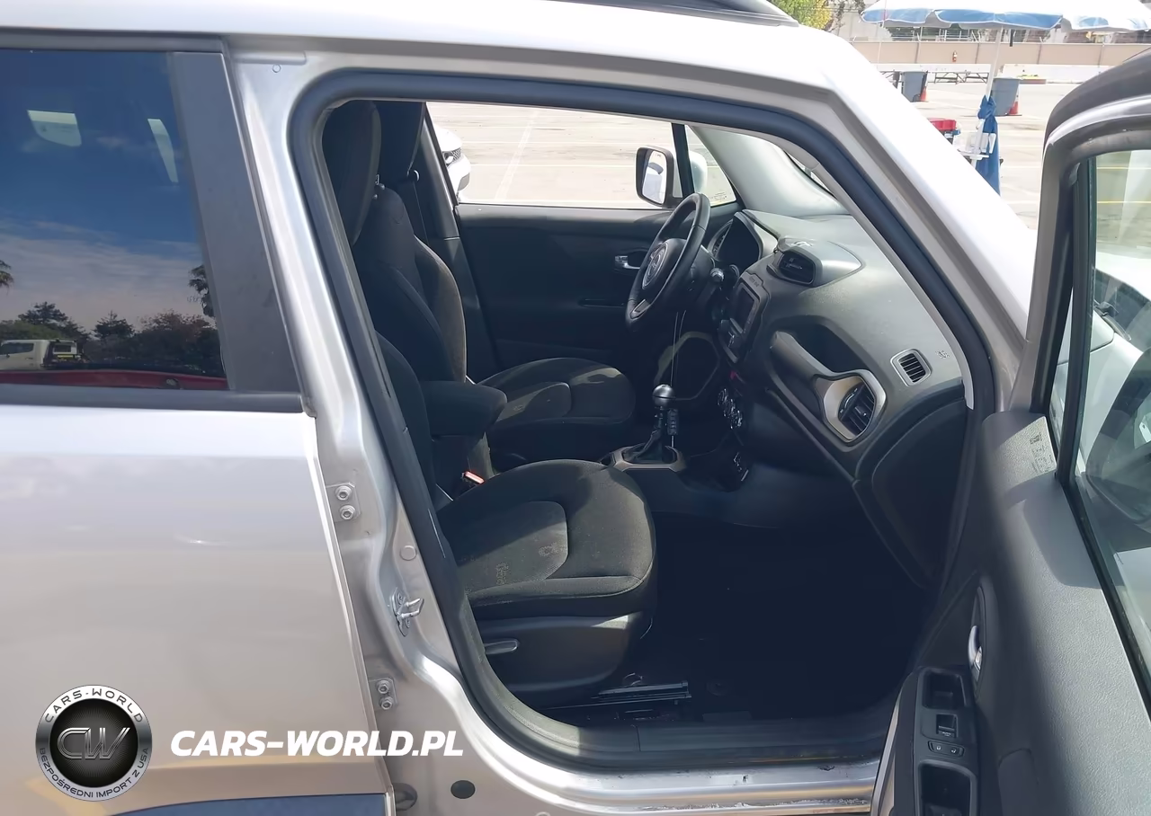 2016 Jeep Renegade Latitude VIN:ZACCJABW7GPC52737 - 5