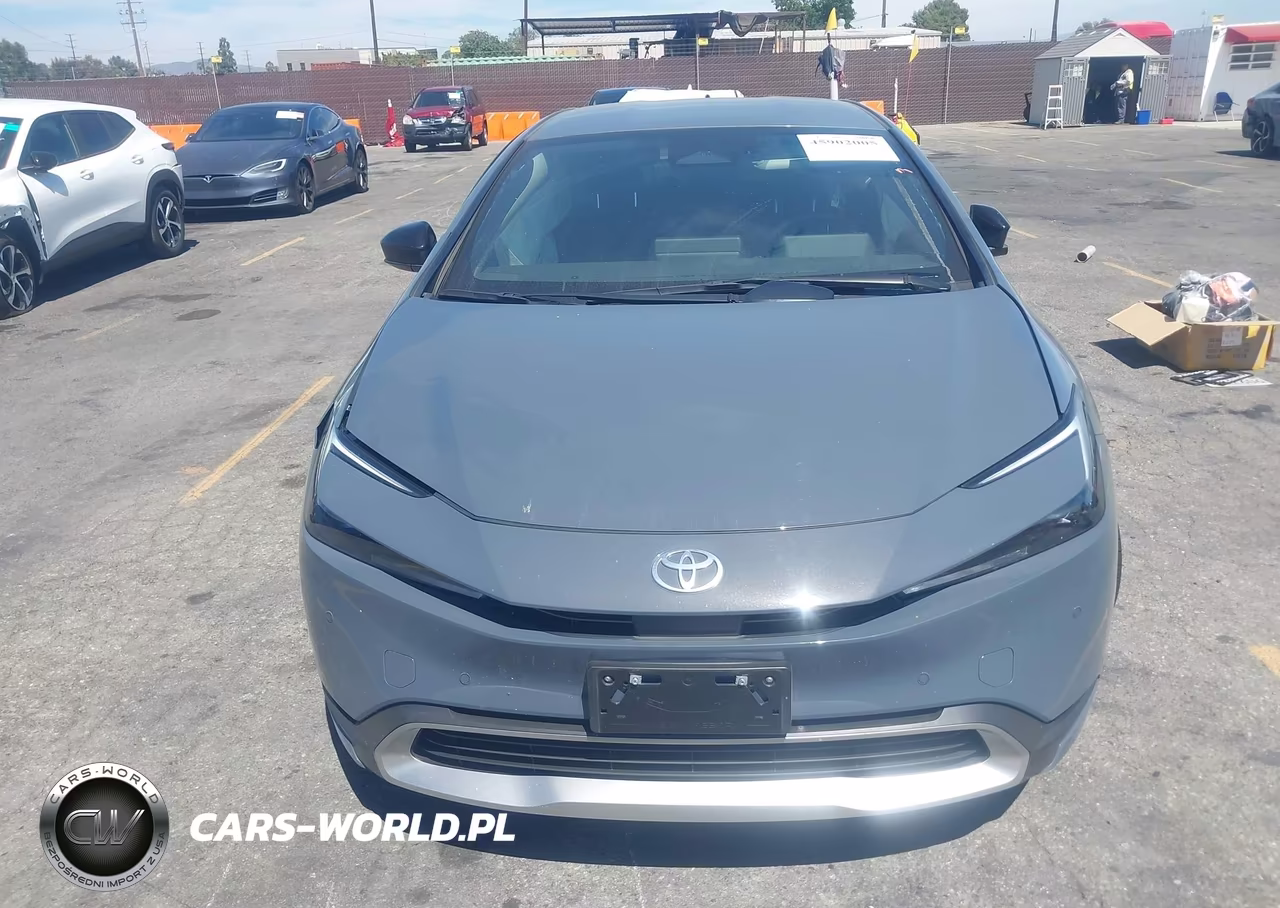 2026 Toyota Prius Plug-In Hybrid Se VIN:JTDACACU2T3067007 - 12