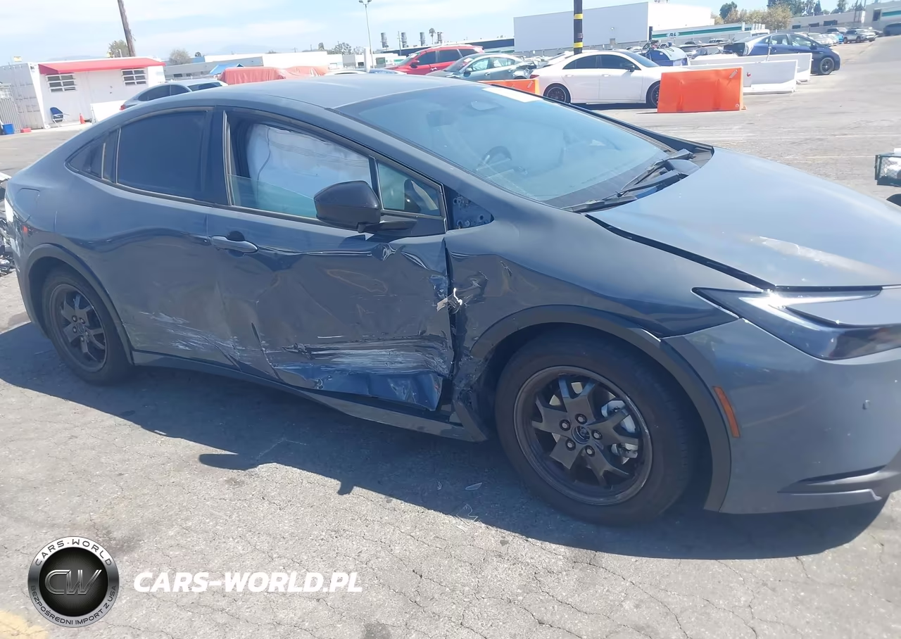 2026 Toyota Prius Plug-In Hybrid Se VIN:JTDACACU2T3067007 - 6