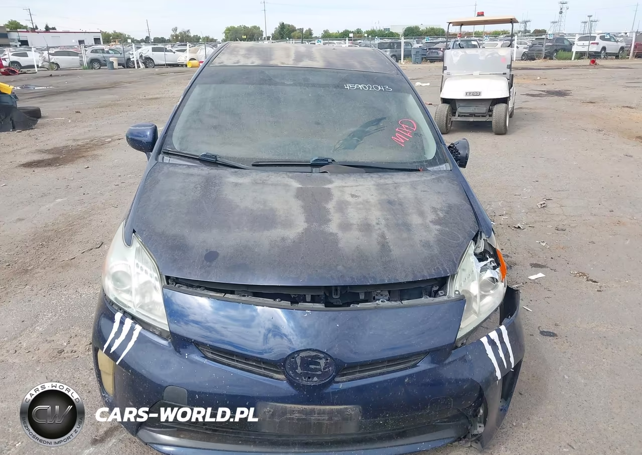 2013 Toyota Prius Two VIN:JTDKN3DUXD1633758 - 12