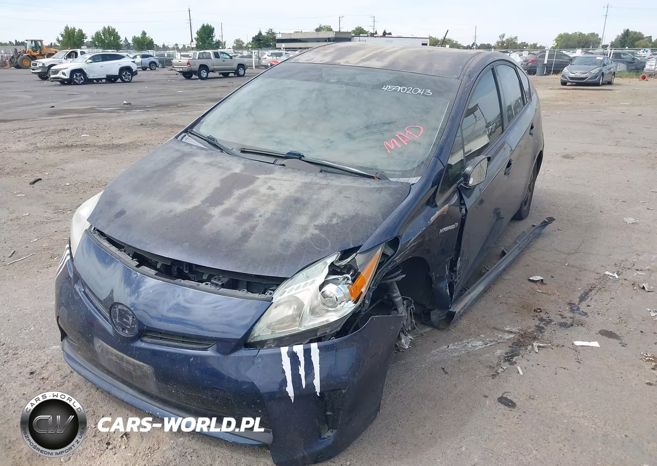 2013 Toyota Prius Two VIN:JTDKN3DUXD1633758 - 2