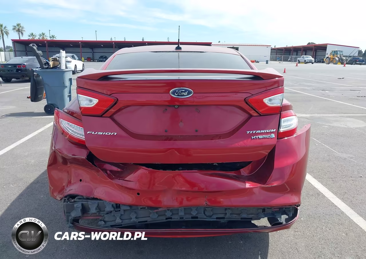 2016 Ford Fusion Hybrid Titanium VIN:3FA6P0RUXGR282434 - 17