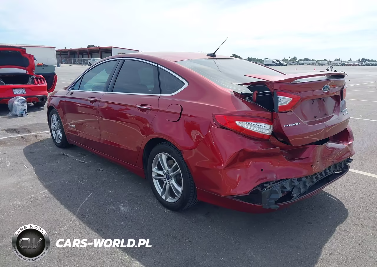 2016 Ford Fusion Hybrid Titanium VIN:3FA6P0RUXGR282434 - 3