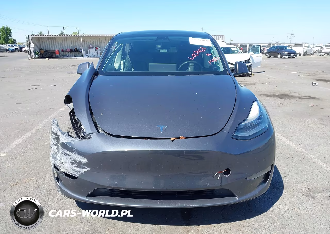 2021 Tesla Model Y Long Range Dual Motor All-Wheel Drive VIN:5YJYGDEE5MF071065 - 11