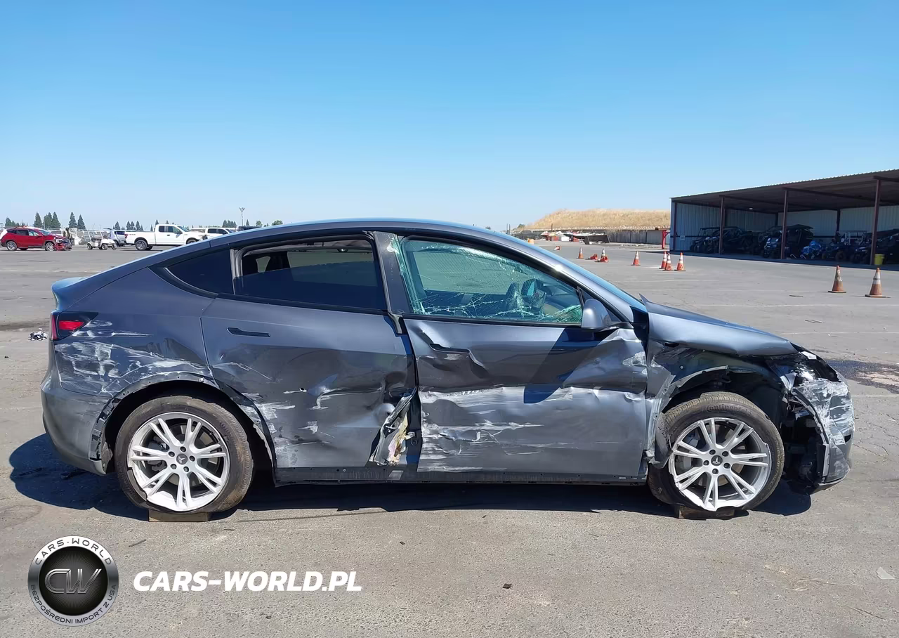2021 Tesla Model Y Long Range Dual Motor All-Wheel Drive VIN:5YJYGDEE5MF071065 - 12