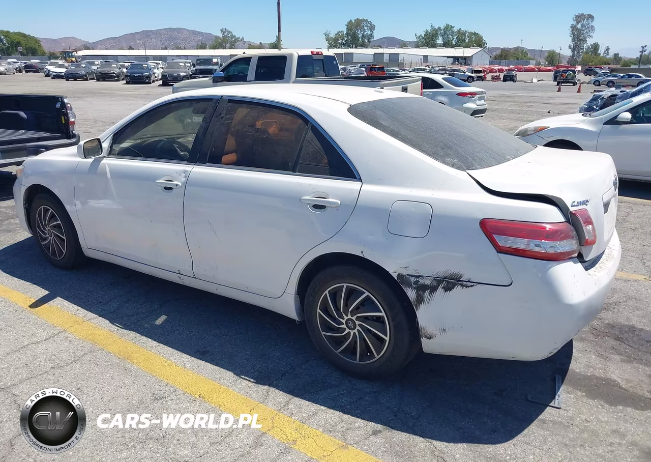 2011 Toyota Camry Le VIN:4T1BF3EK2BU681840 - 3