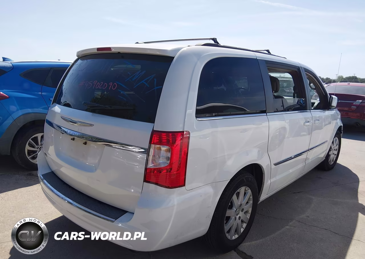 2014 Chrysler Town & Country Touring VIN:2C4RC1BGXER270011 - 4