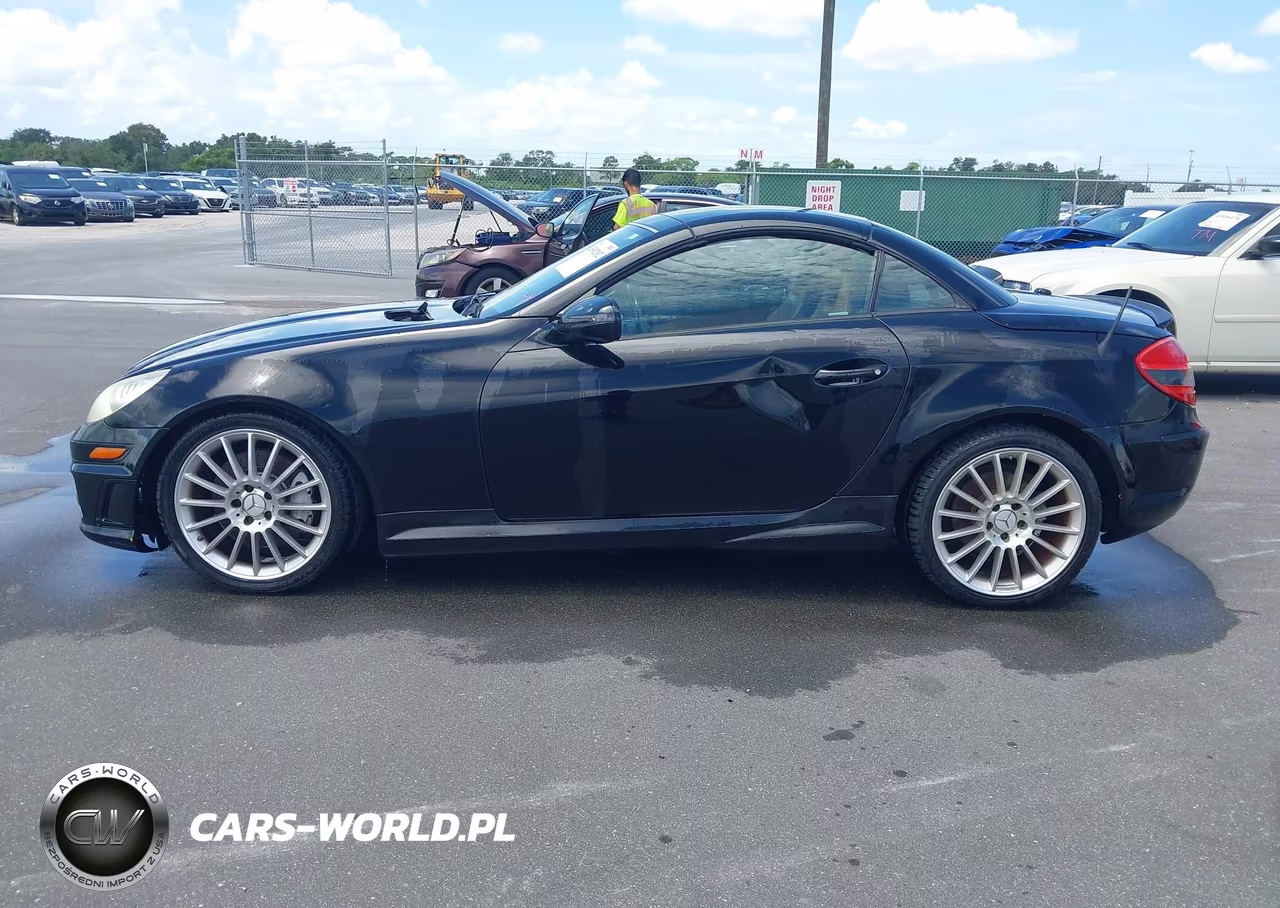 2009 Mercedes-Benz Slk 350 VIN:WDBWK58F89F211076 - 14