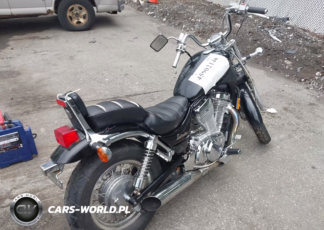 1987 Suzuki Vs700 VIN:JS1VP51A3H2102182 - 4