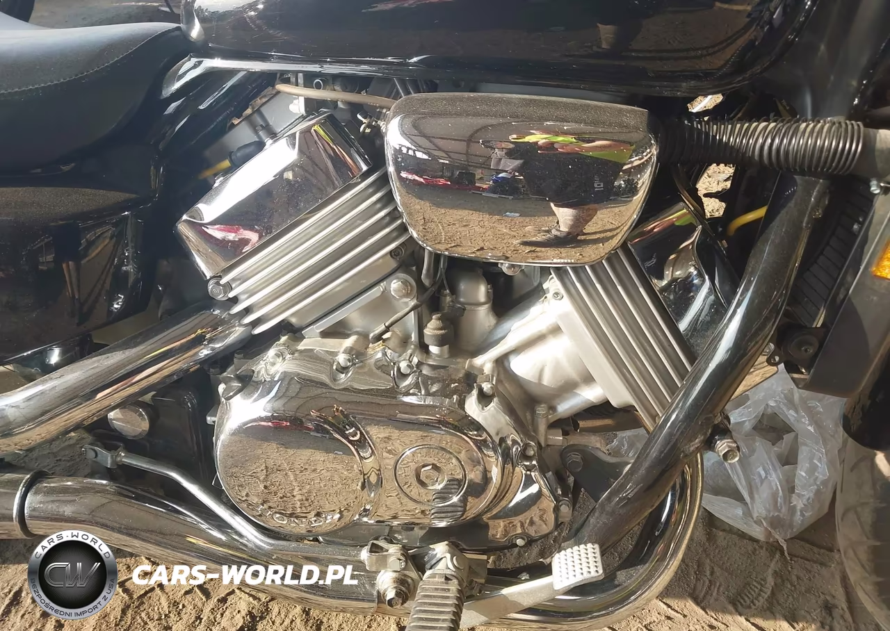 2002 Honda Vf750 C VIN:JH2RC43092M801143 - 8