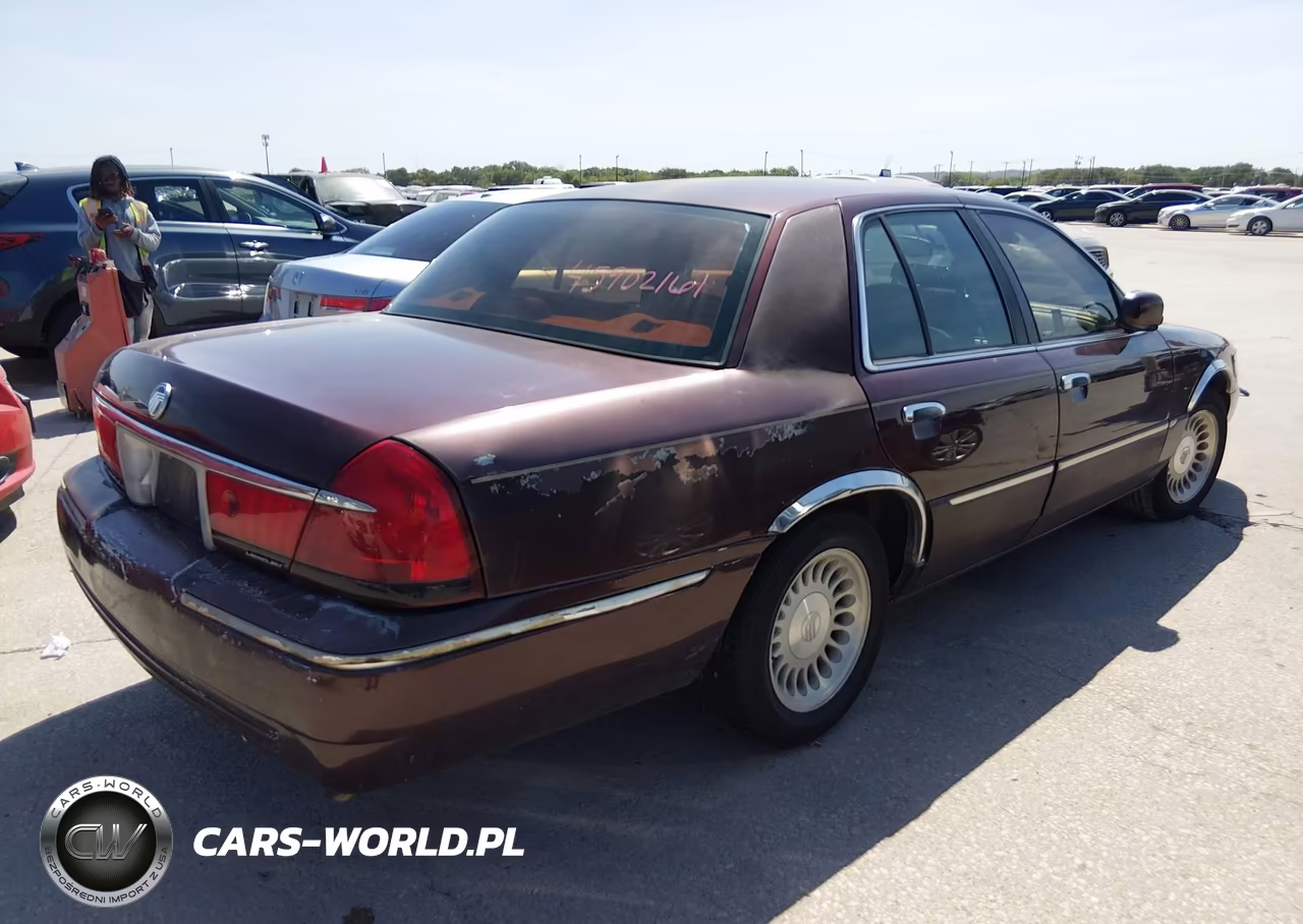 2001 Mercury Grand Marquis Ls VIN:2MEFM75W31X658174 - 4