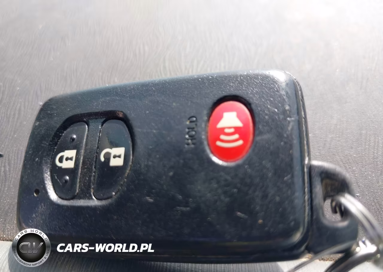 2013 Toyota Prius V Two VIN:JTDZN3EU9D3192772 - 11
