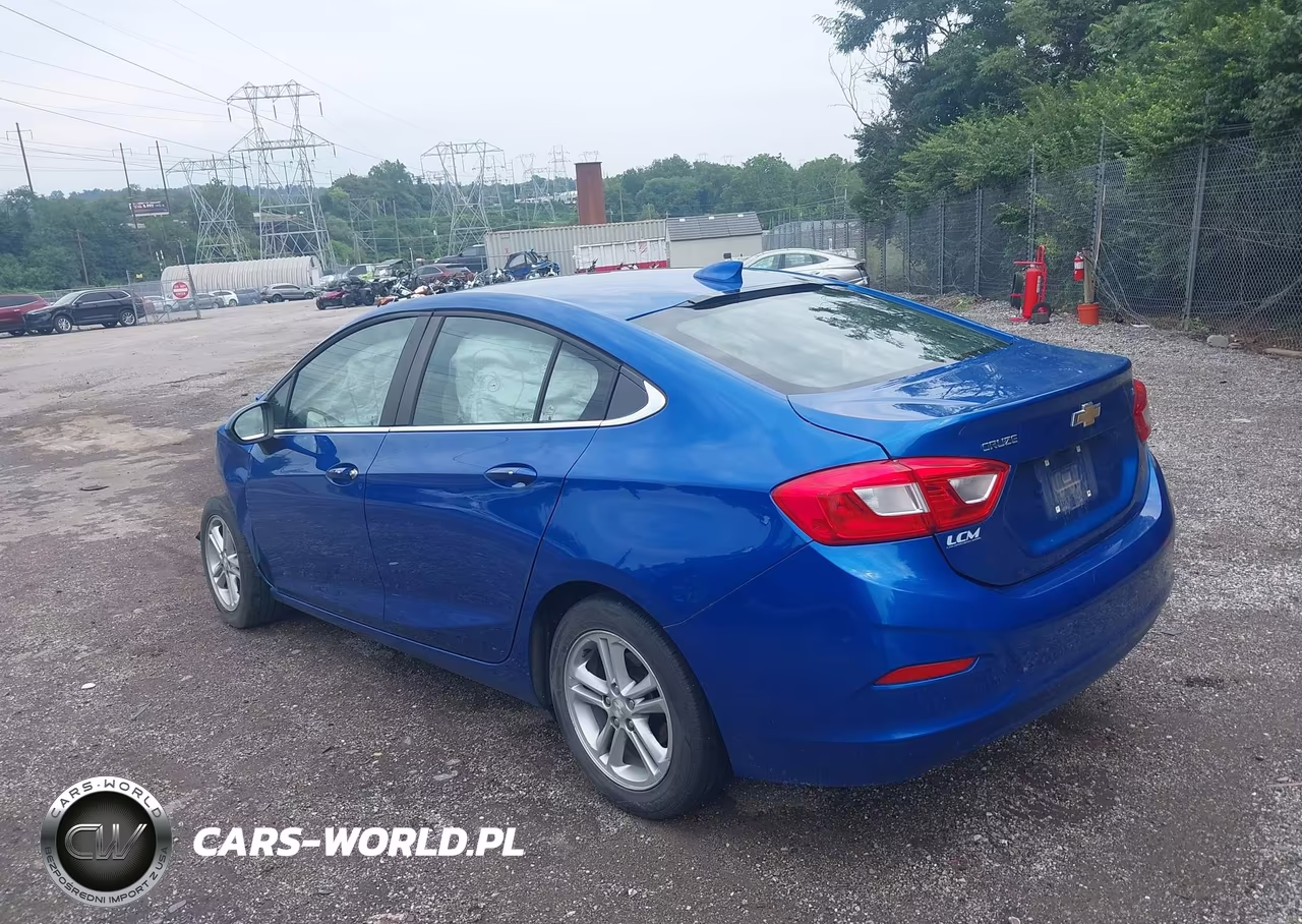 2017 Chevrolet Cruze Lt Auto VIN:3G1BE5SM4HS568501 - 3