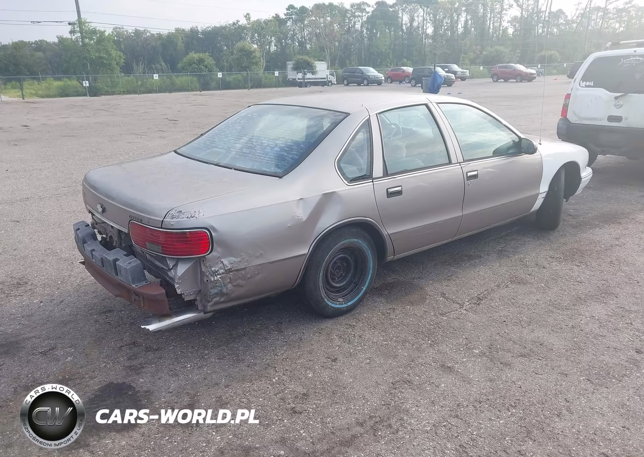 1996 Chevrolet Caprice - Impala Classic Ss VIN:1G1BL52P3TR155187 - 4