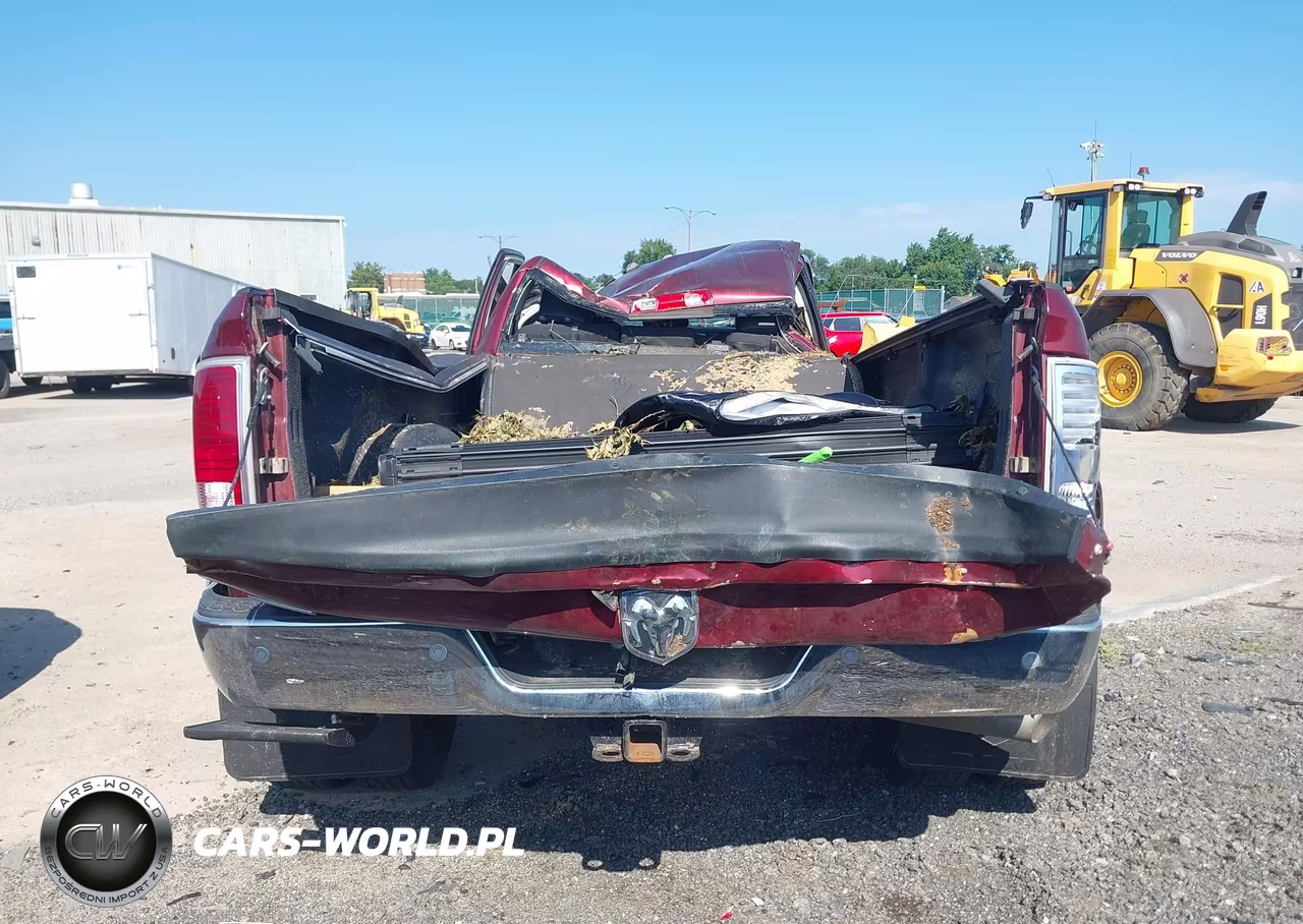 2017 Ram 3500 VIN:3C63RRJLXHG534265 - 15