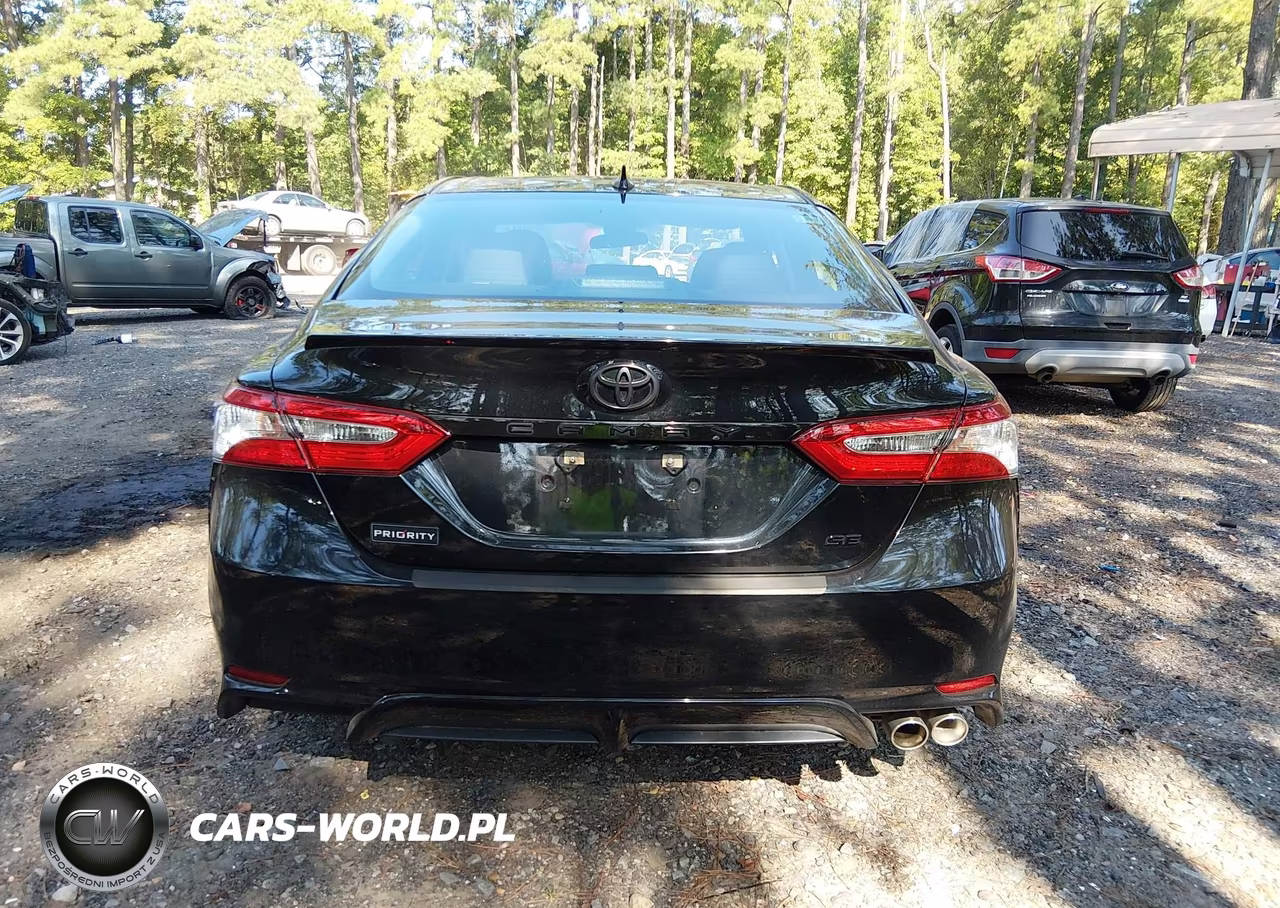 2020 Toyota Camry Se Nightshade Edition VIN:4T1G11AK3LU364598 - 16