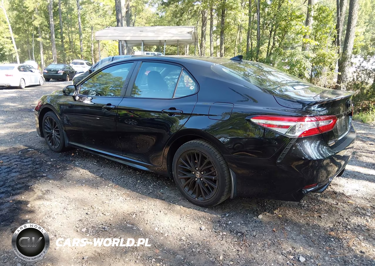2020 Toyota Camry Se Nightshade Edition VIN:4T1G11AK3LU364598 - 3