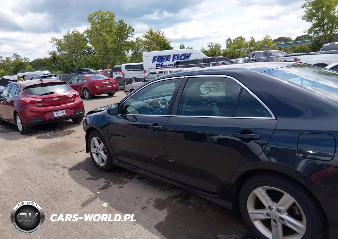 2013 Toyota Camry Se VIN:4T1BF1FK2DU703793 - 15