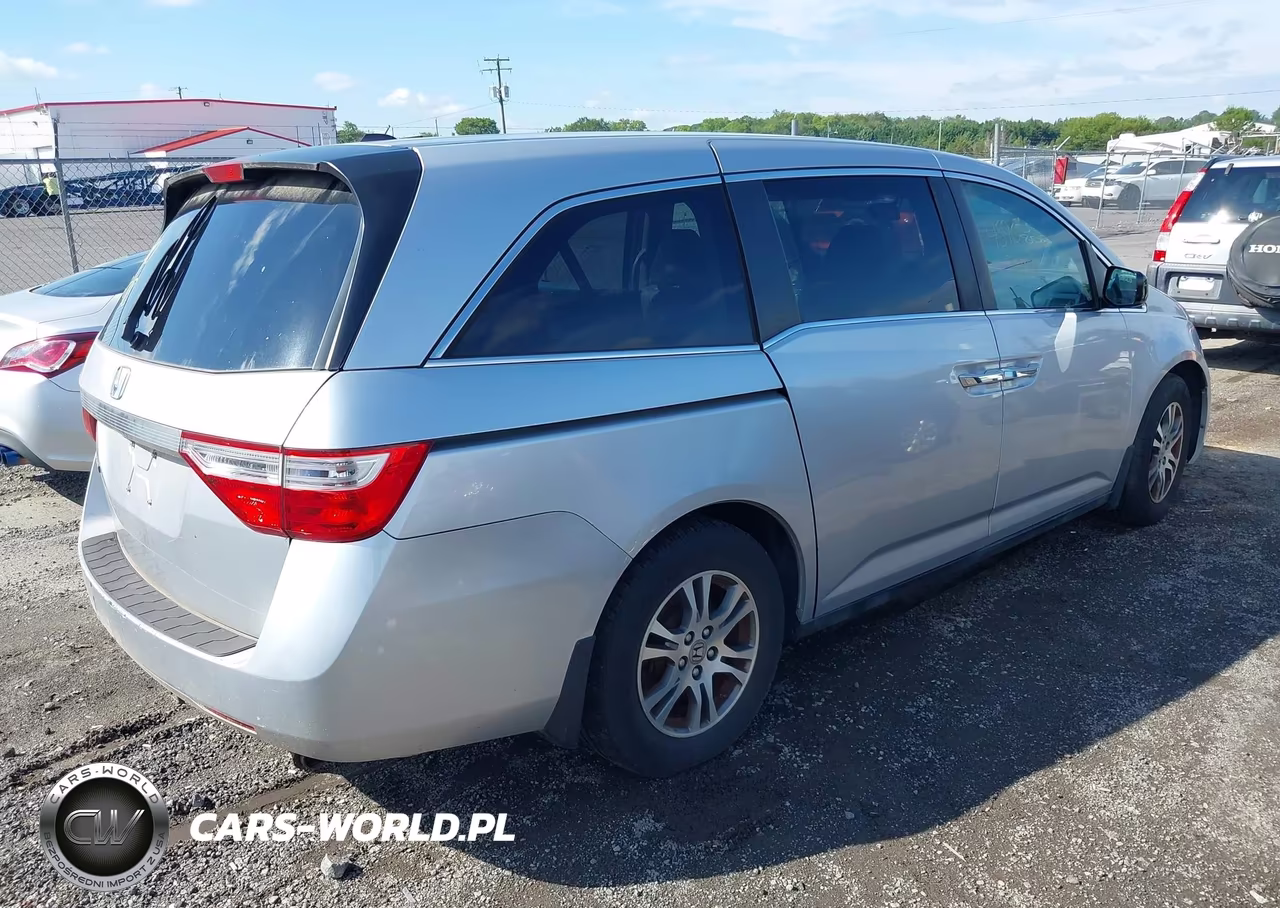 2013 Honda Odyssey Ex-L VIN:5FNRL5H64DB002202 - 4