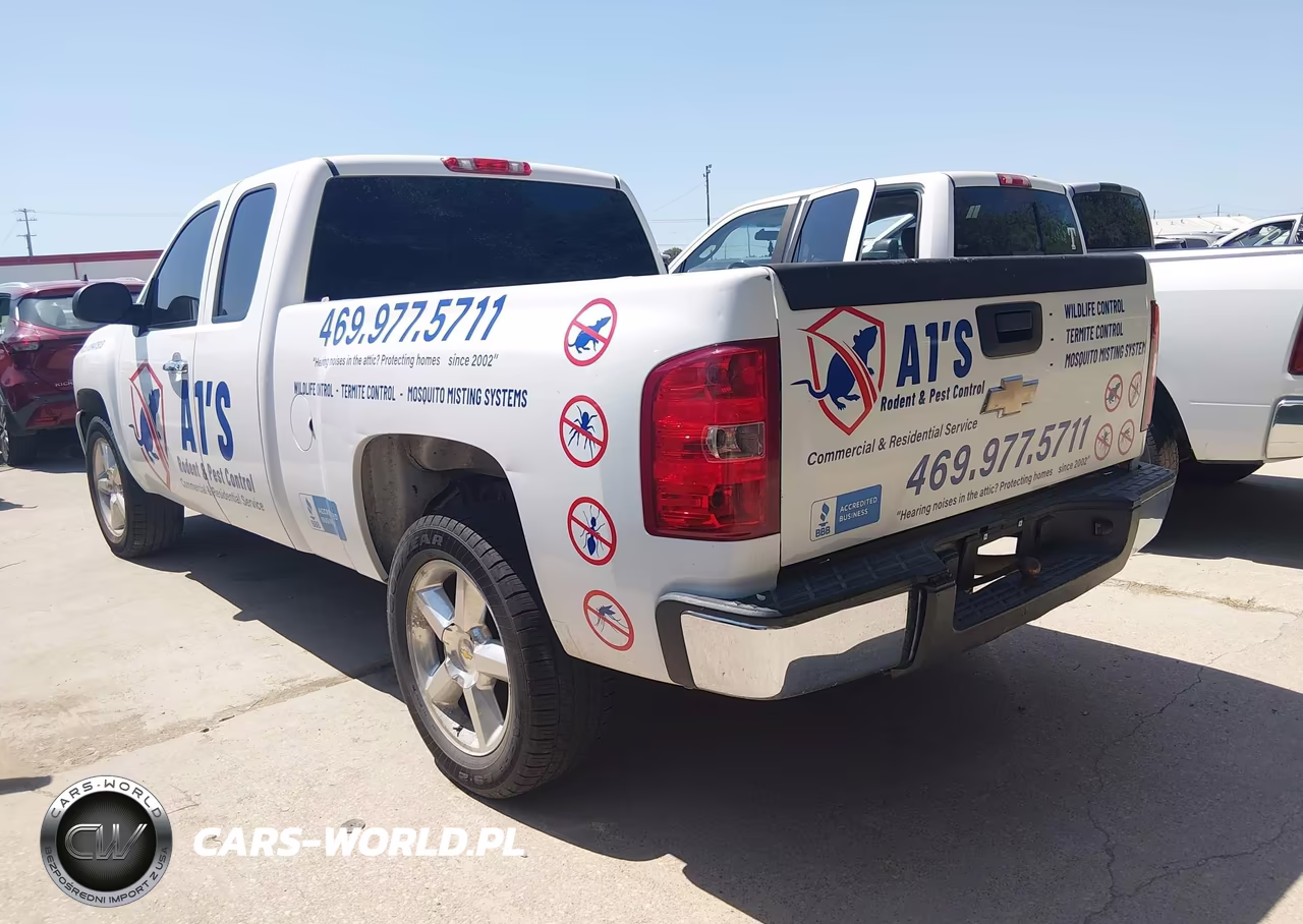 2011 Chevrolet Silverado 1500 Work Truck VIN:1GCRCPEX3BZ381676 - 3