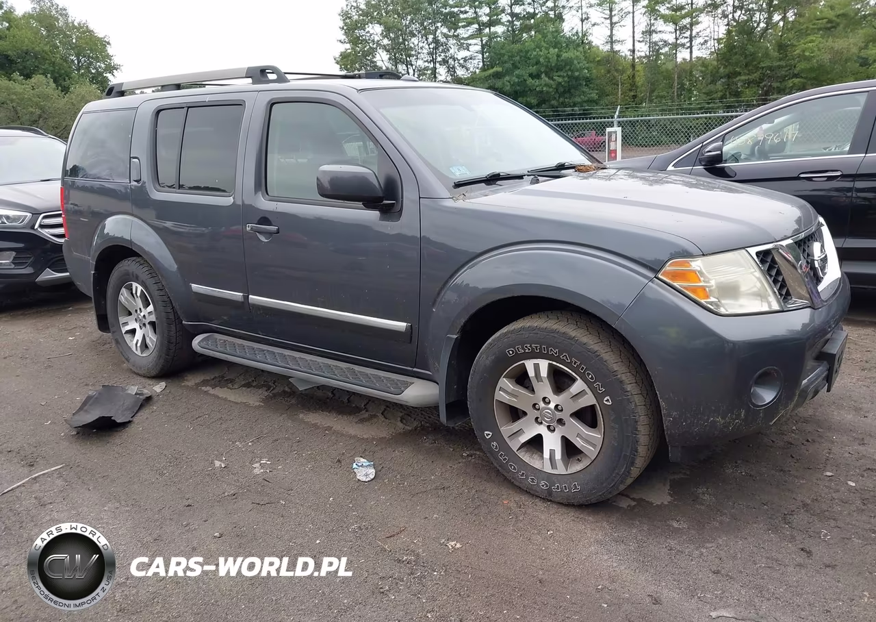2011 Nissan Pathfinder Silver