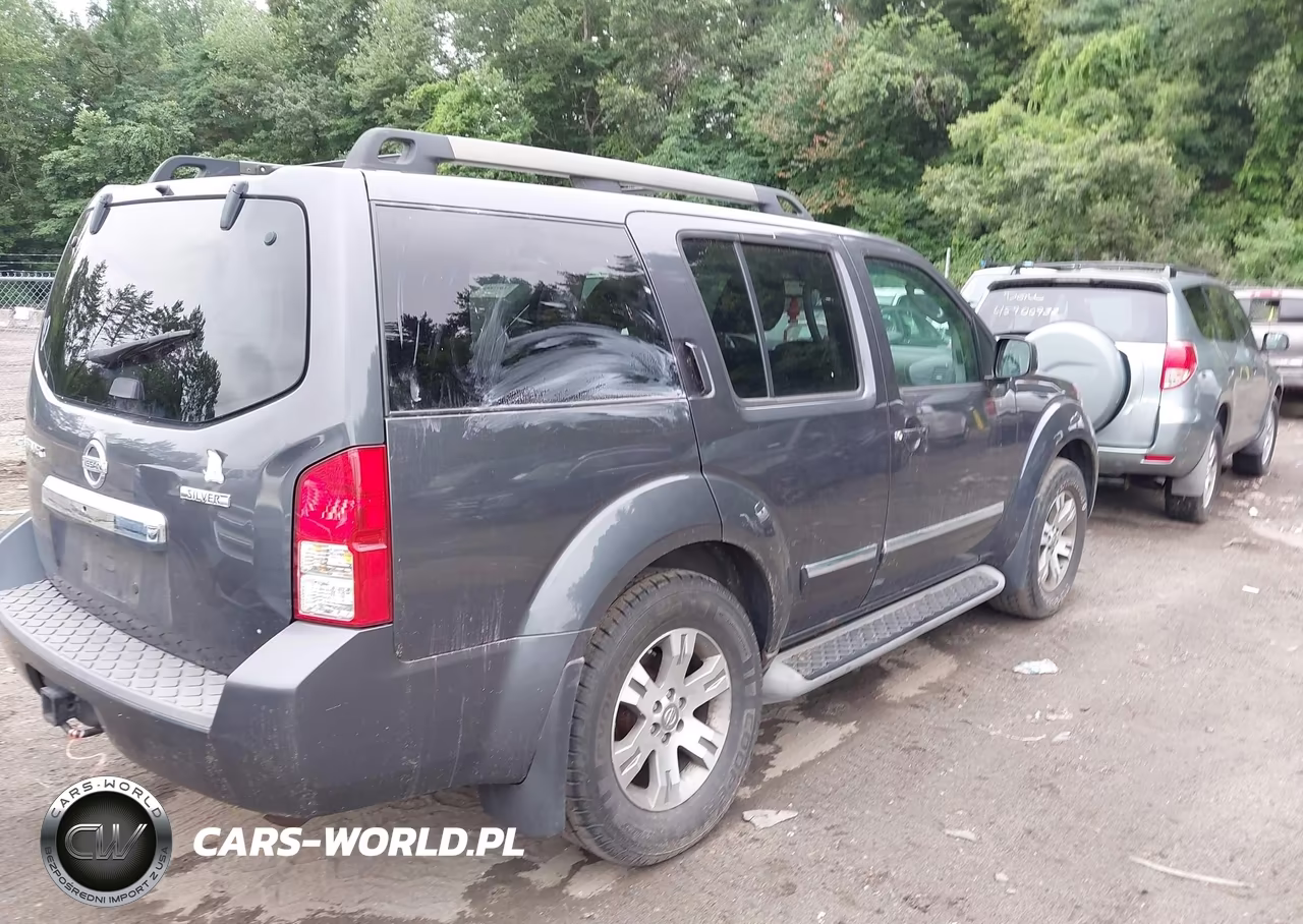 2011 Nissan Pathfinder Silver VIN:5N1AR1NB1BC634604 - 4