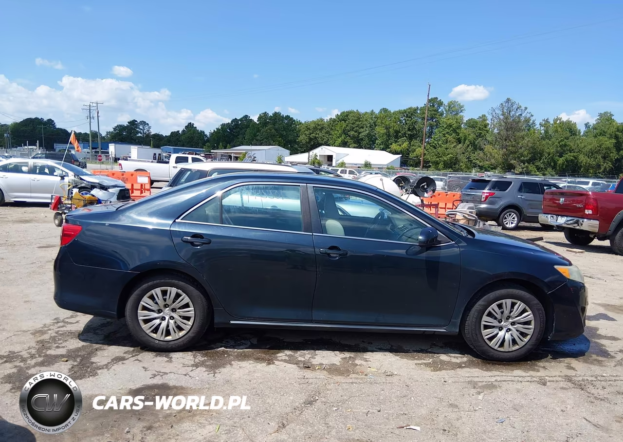 2014 Toyota Camry Le VIN:4T1BF1FK5EU406969 - 13