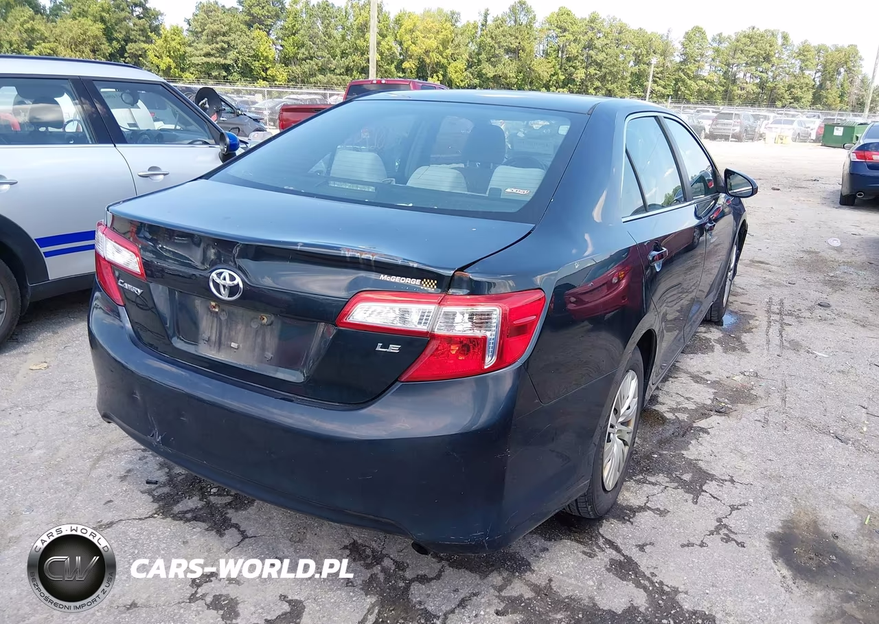 2014 Toyota Camry Le VIN:4T1BF1FK5EU406969 - 4