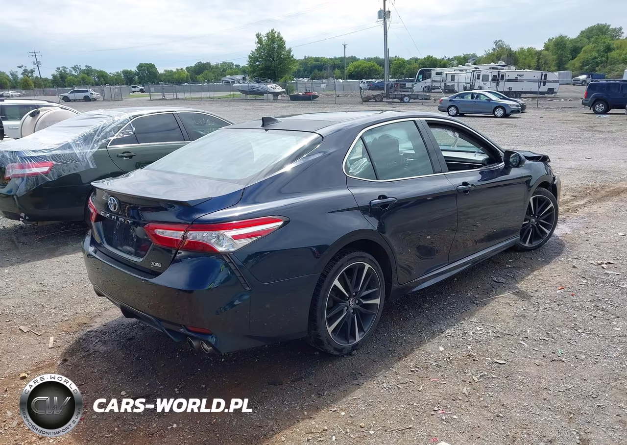 2020 Toyota Camry Xse VIN:4T1K61AK1LU333720 - 4
