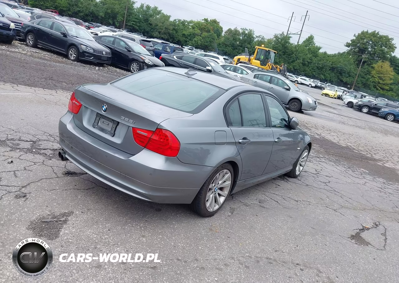 2011 BMW 328I xDrive VIN:WBAPK7C57BF086767 - 4