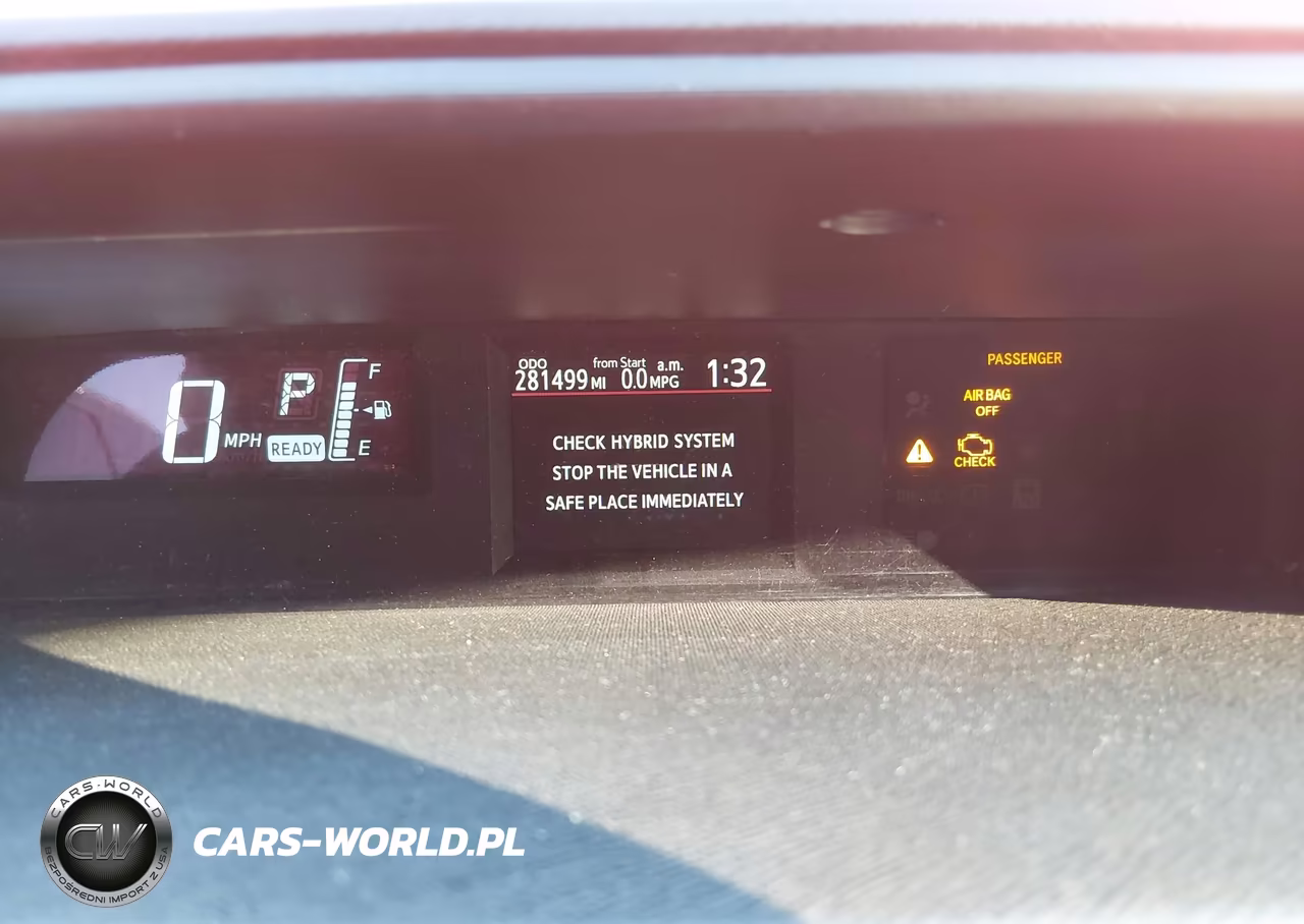 2015 Toyota Prius C Three VIN:JTDKDTB37F1092846 - 7