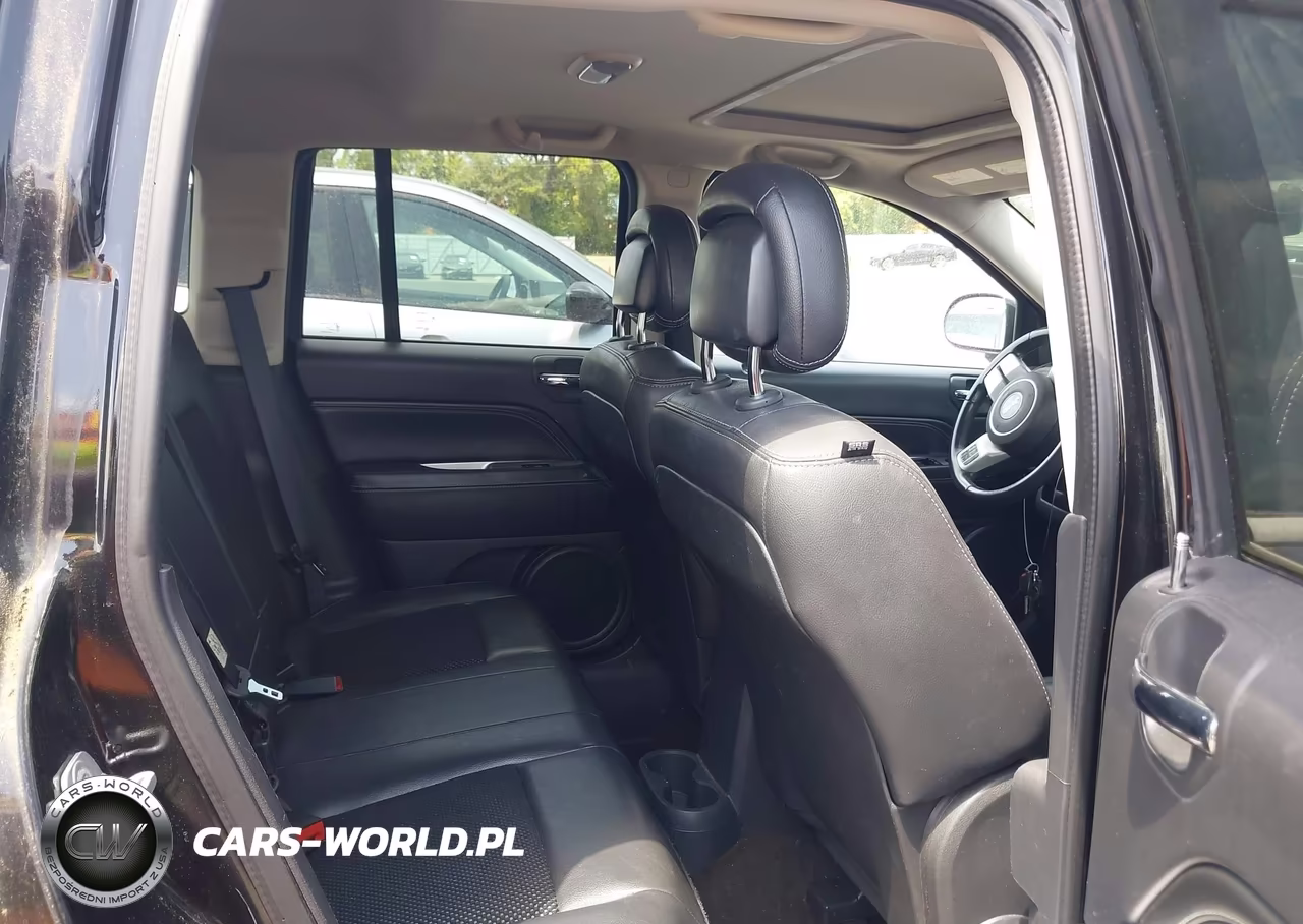 2014 Jeep Compass Latitude VIN:1C4NJDEBXED505449 - 8