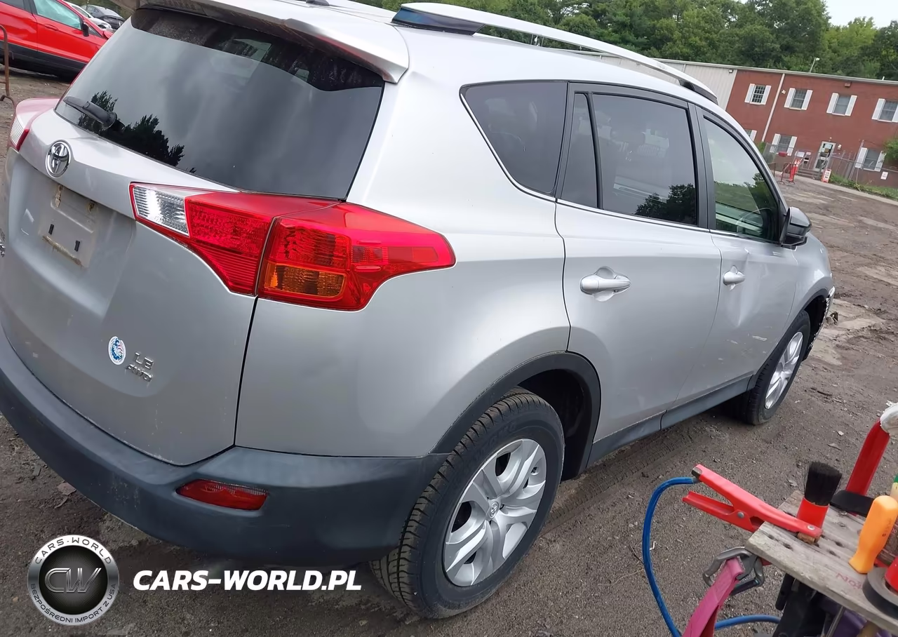 2013 Toyota Rav4 Le VIN:JTMBFREV9D5004296 - 4
